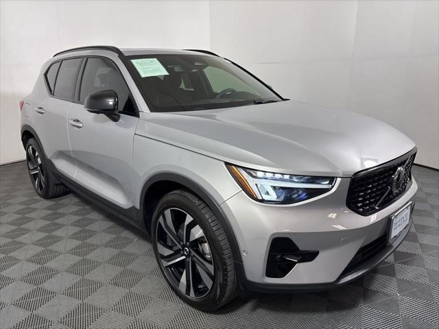 used 2024 Volvo XC40 car, priced at $35,962