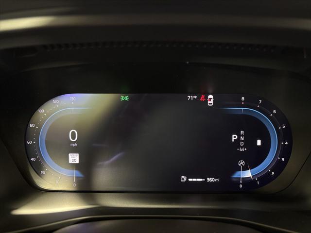 used 2024 Volvo XC40 car, priced at $35,962