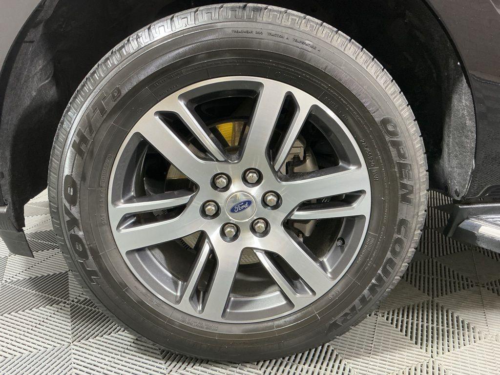 used 2022 Ford Expedition car, priced at $45,462