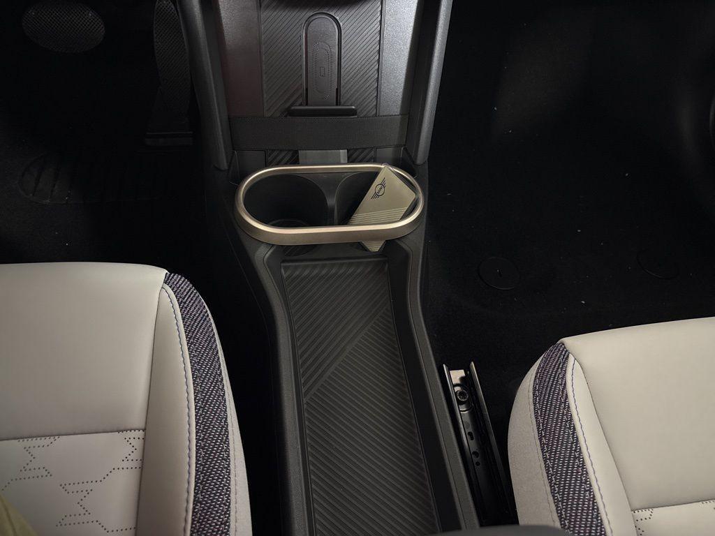 new 2025 MINI Hardtop car, priced at $38,810