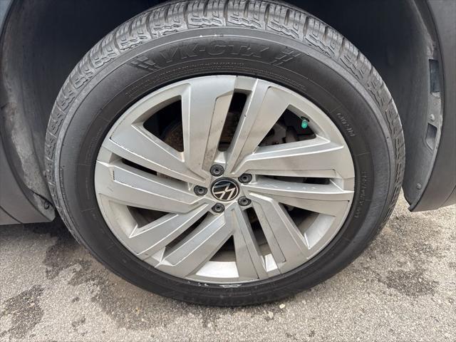 used 2021 Volkswagen Atlas Cross Sport car