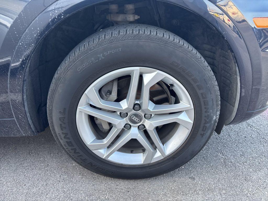 used 2018 Audi Q5 car, priced at $18,962