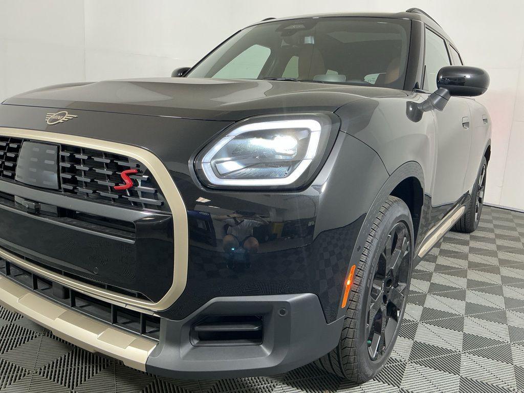 new 2025 MINI Countryman car, priced at $43,275