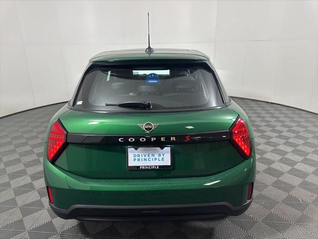 new 2025 MINI Hardtop car, priced at $36,945
