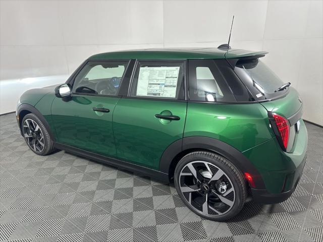 new 2025 MINI Hardtop car, priced at $36,945