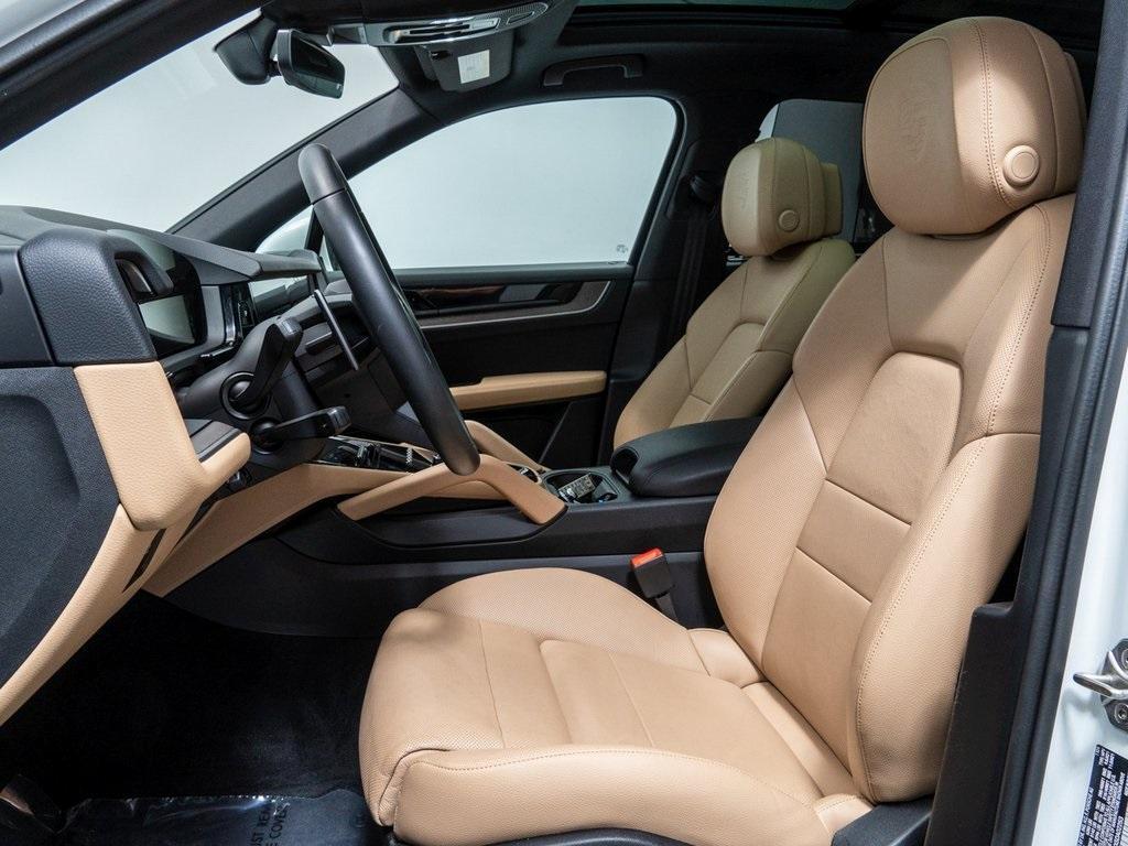 used 2025 Porsche Cayenne car, priced at $95,991