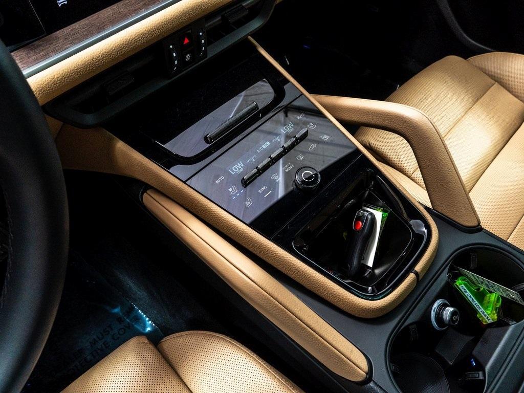 used 2025 Porsche Cayenne car, priced at $95,991