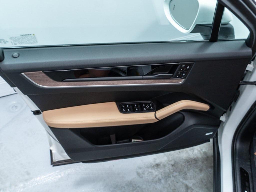 used 2025 Porsche Cayenne car, priced at $95,991