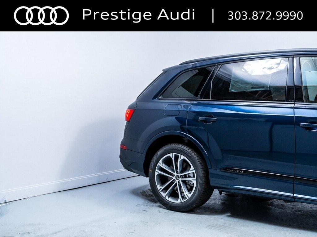 new 2025 Audi Q7 car, priced at $69,819