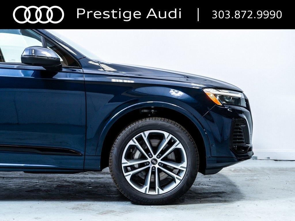 new 2025 Audi Q7 car, priced at $69,819