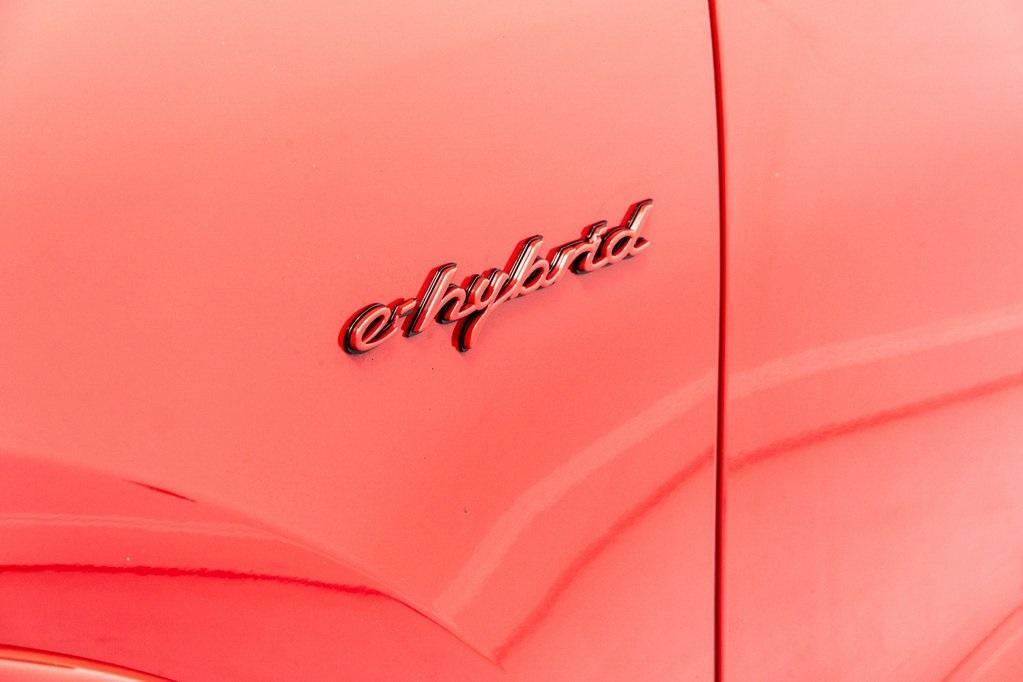 used 2023 Porsche Cayenne E-Hybrid car, priced at $139,991