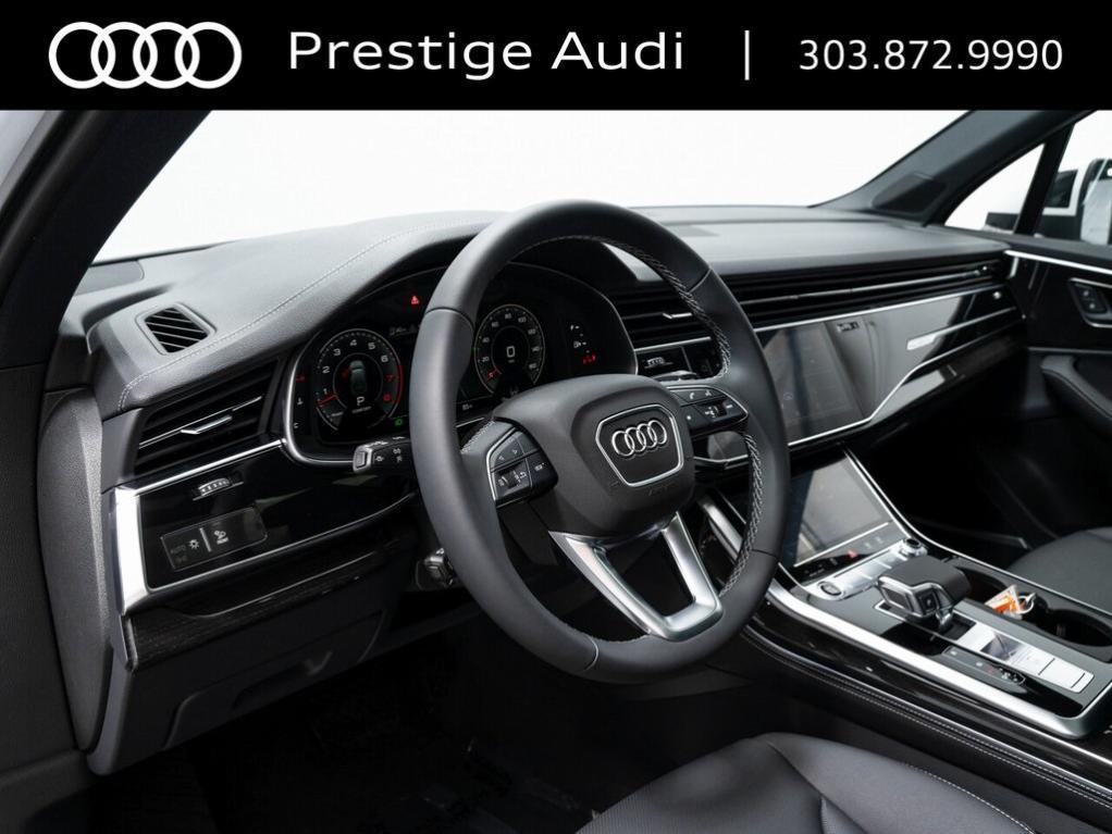 new 2025 Audi Q7 car, priced at $78,249