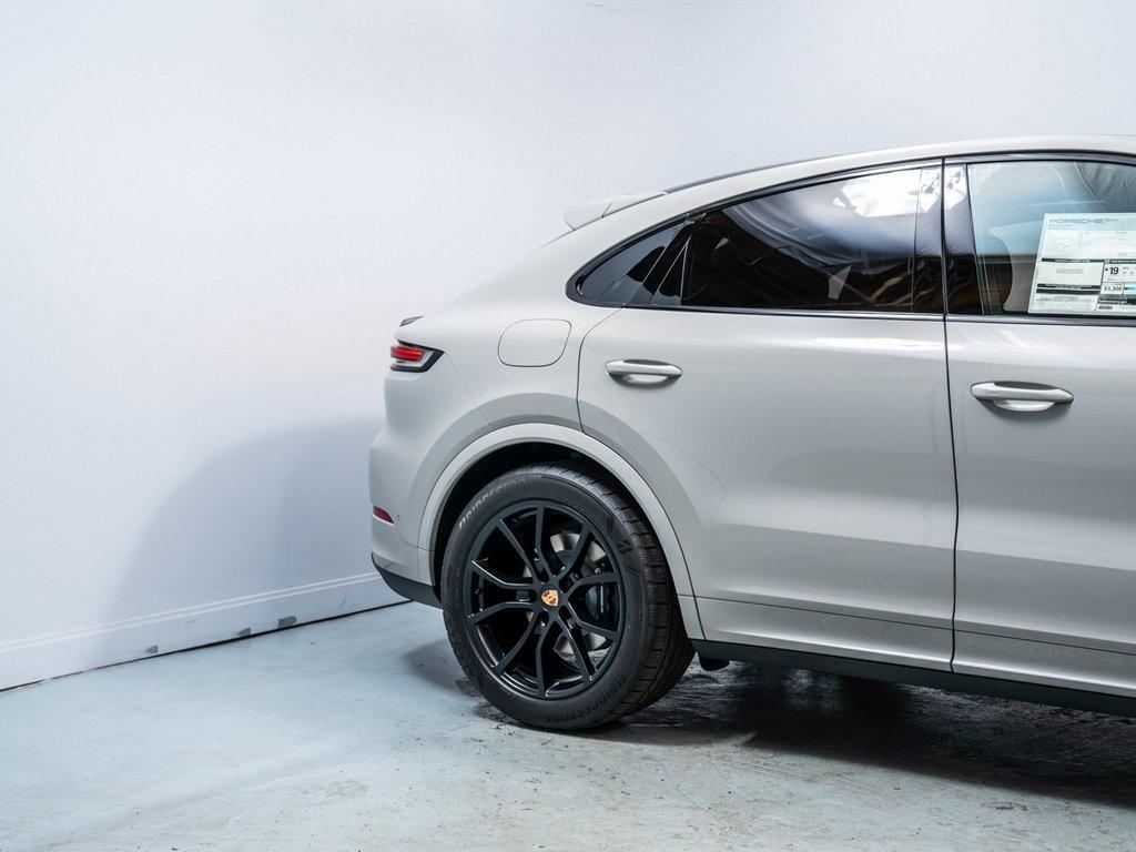 new 2026 Porsche Cayenne car, priced at $118,629