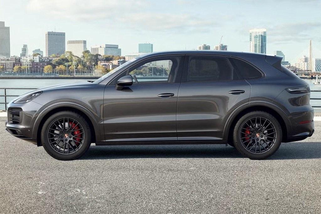 used 2022 Porsche Cayenne car, priced at $106,991