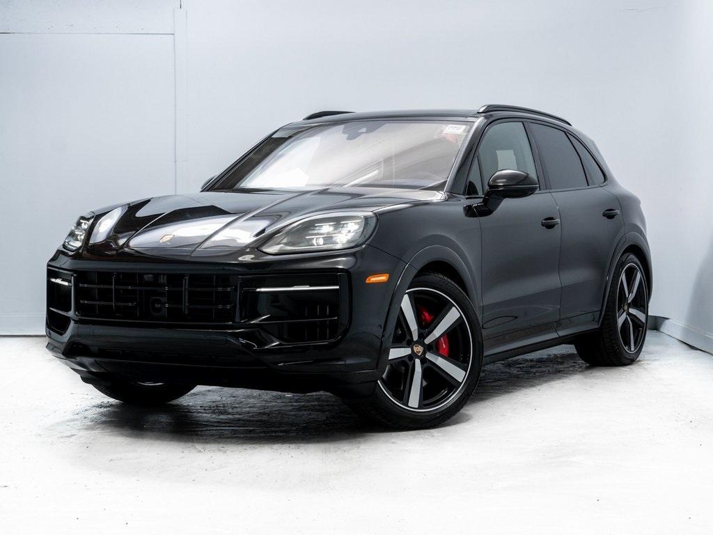 new 2025 Porsche Cayenne car, priced at $163,384