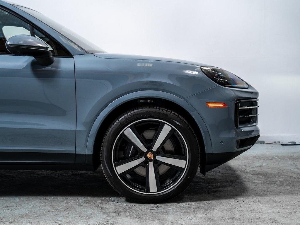new 2026 Porsche Cayenne car, priced at $115,669