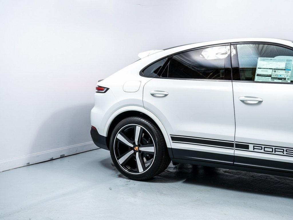 new 2026 Porsche Cayenne car, priced at $116,489