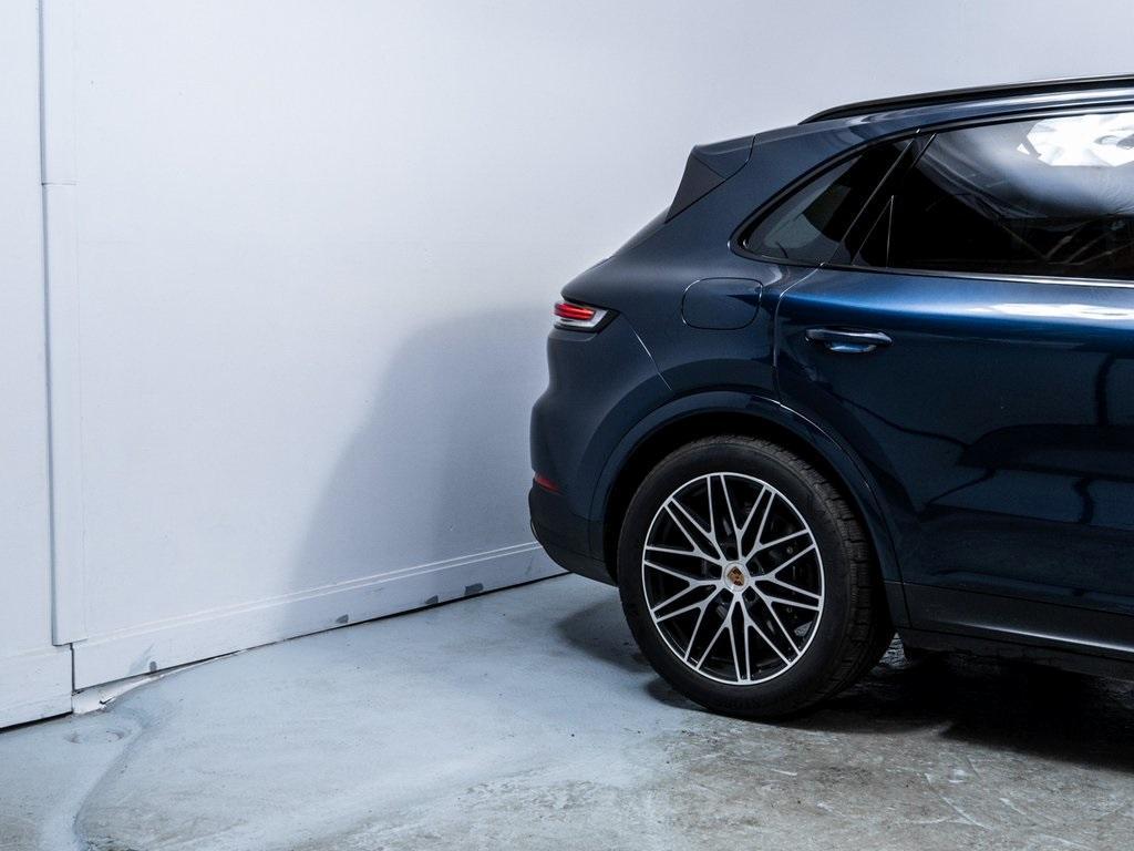 used 2025 Porsche Cayenne car