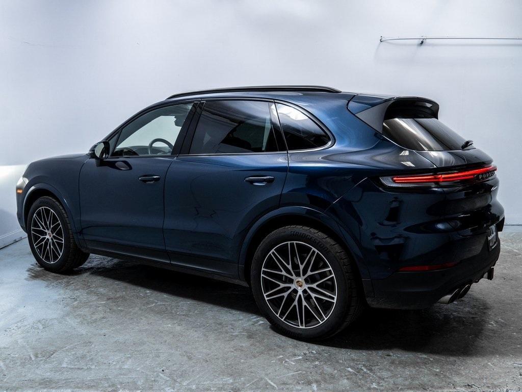used 2025 Porsche Cayenne car