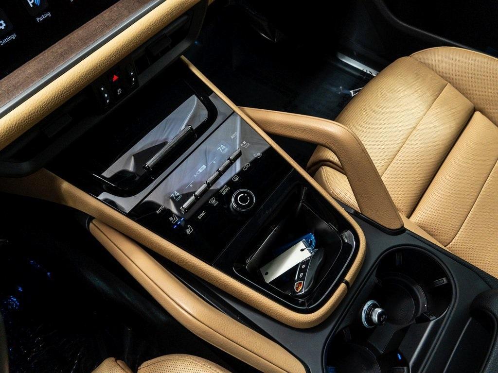 used 2025 Porsche Cayenne car