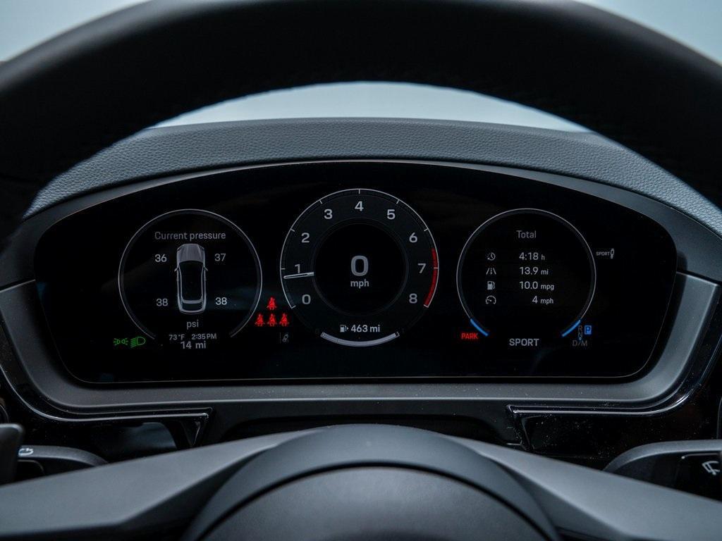 new 2025 Porsche Cayenne car, priced at $113,624