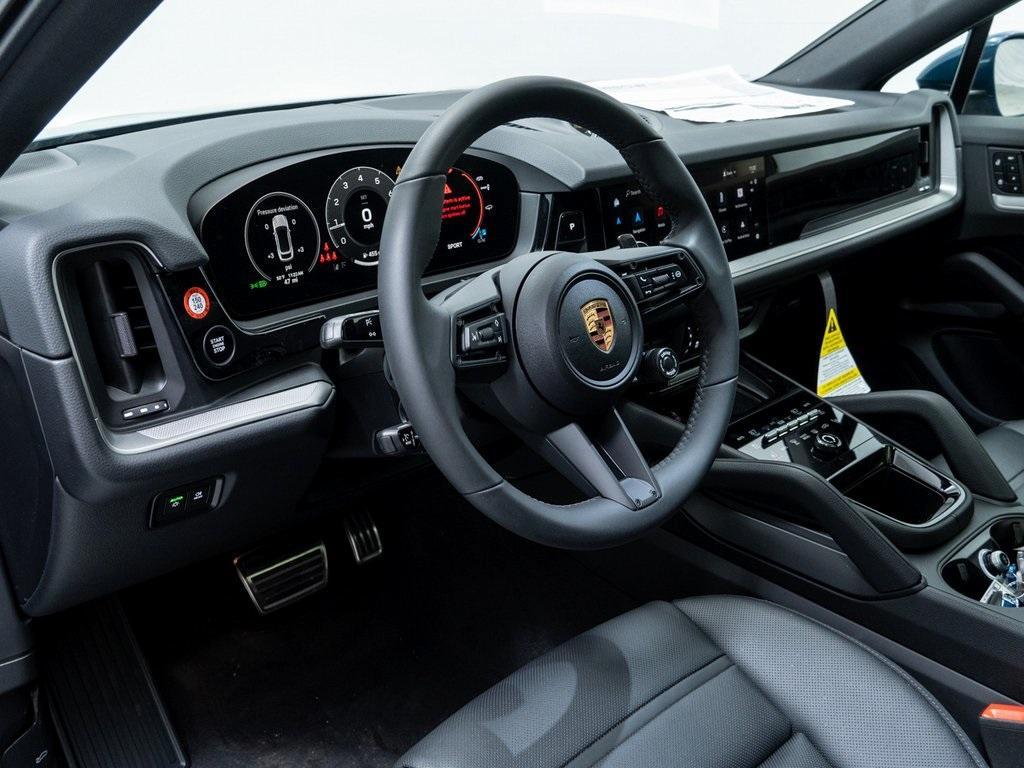 new 2025 Porsche Cayenne car, priced at $112,984