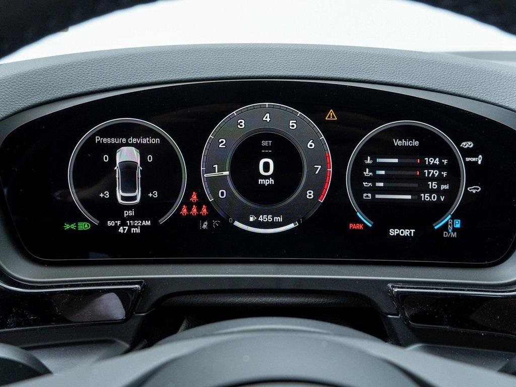 new 2025 Porsche Cayenne car, priced at $112,984