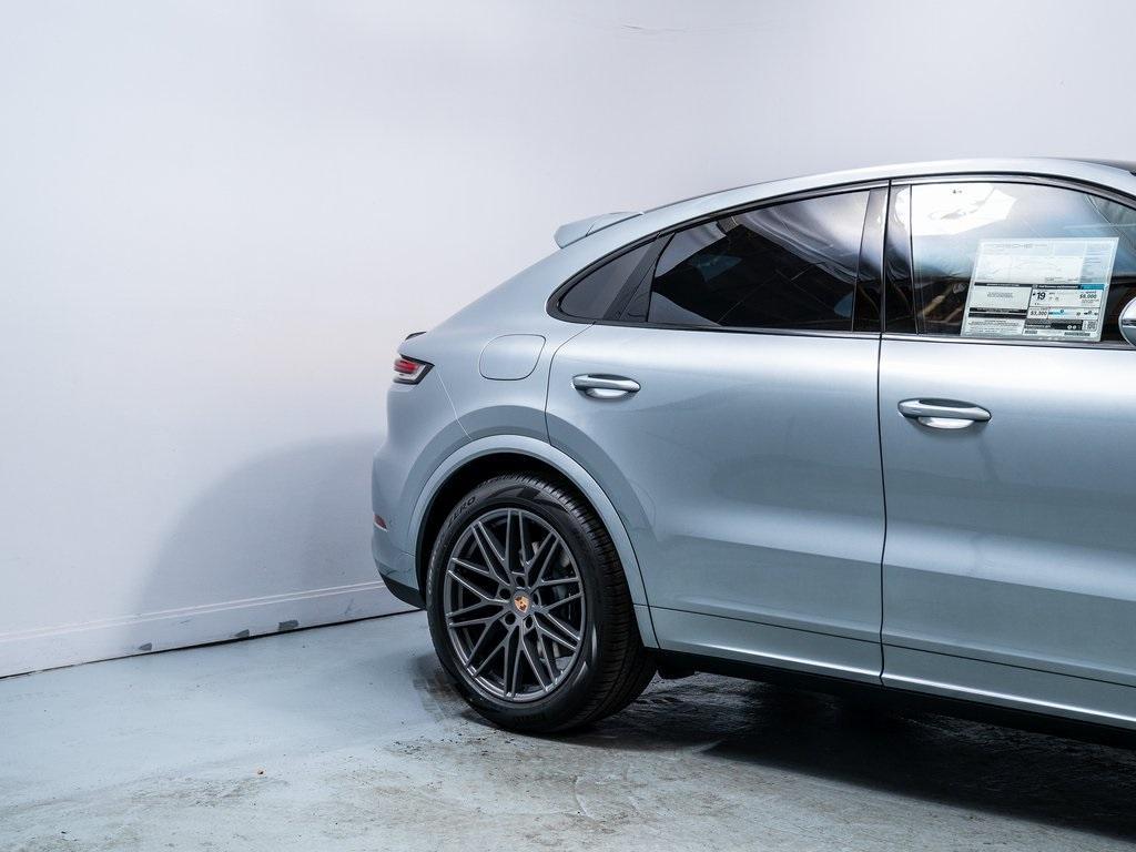 new 2026 Porsche Cayenne car, priced at $116,449