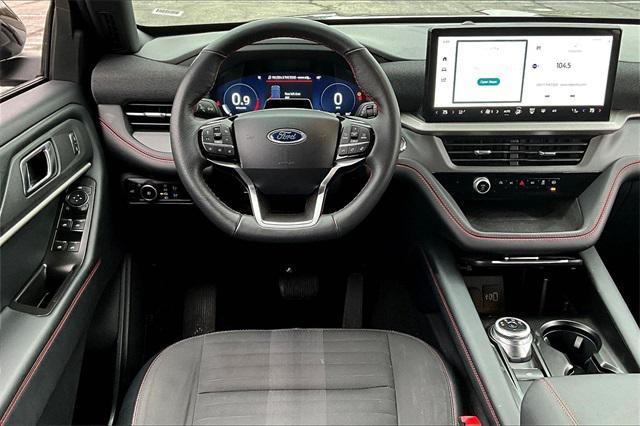 used 2025 Ford Explorer car, priced at $39,872