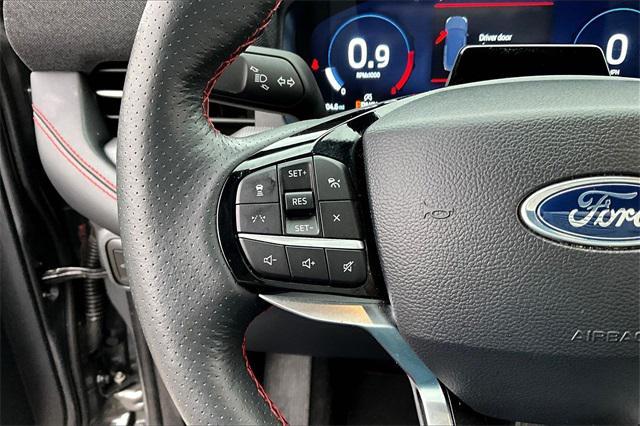 used 2025 Ford Explorer car, priced at $39,872