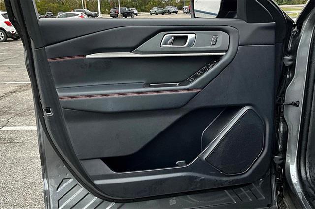 used 2025 Ford Explorer car, priced at $39,872