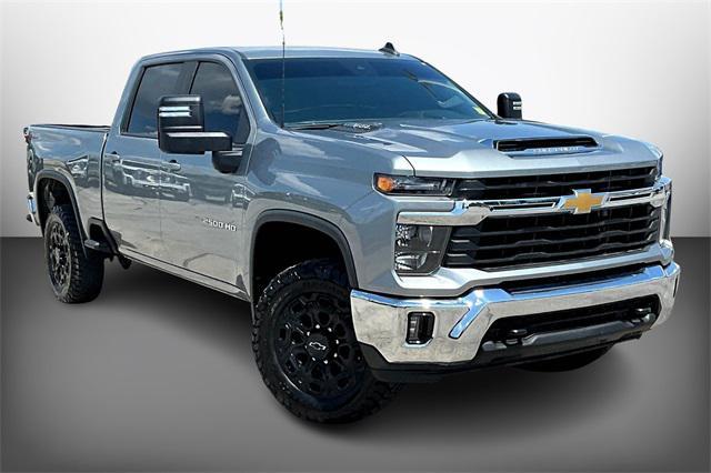 used 2024 Chevrolet Silverado 2500 car, priced at $52,998