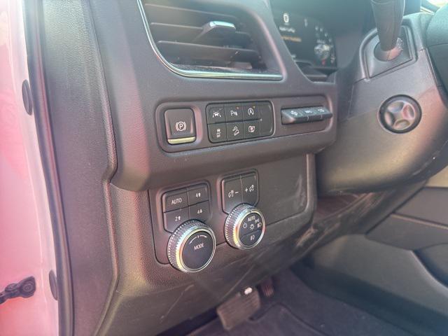used 2024 GMC Yukon XL car, priced at $65,099