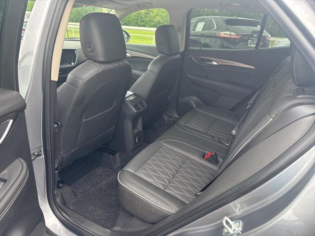 used 2022 Buick Envision car, priced at $30,499