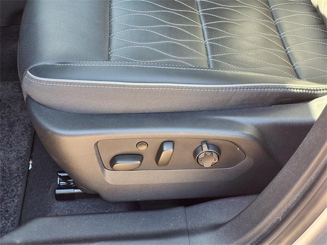 used 2022 Buick Envision car, priced at $29,483