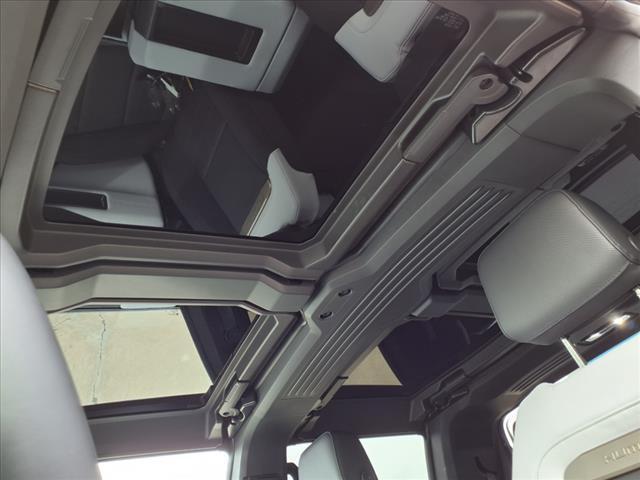 new 2025 GMC HUMMER EV Pickup car, priced at $105,375