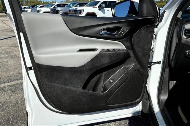 used 2024 Chevrolet Equinox car, priced at $19,854