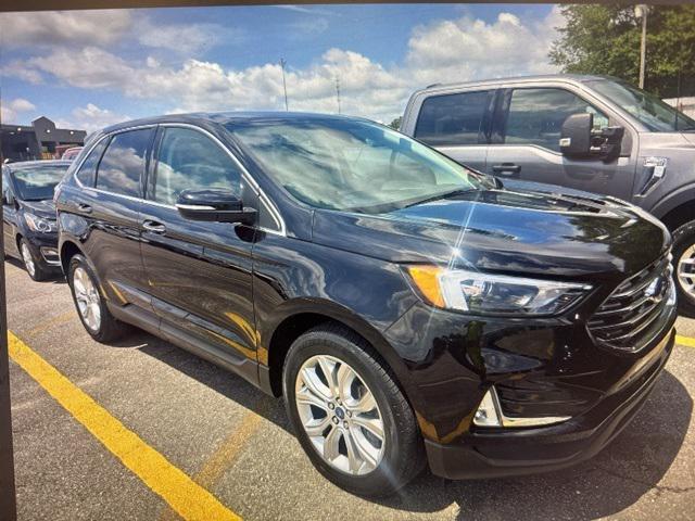 used 2022 Ford Edge car, priced at $23,546