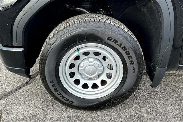 new 2026 GMC Sierra 1500 car, priced at $41,250