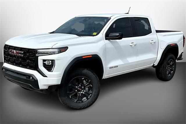 new 2025 GMC Canyon car, priced at $38,620