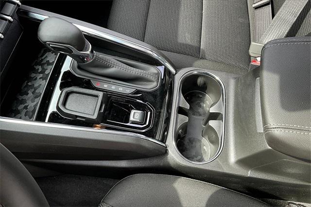 new 2025 GMC Canyon car, priced at $38,620