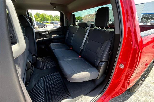 new 2025 GMC Sierra 1500 car, priced at $44,090