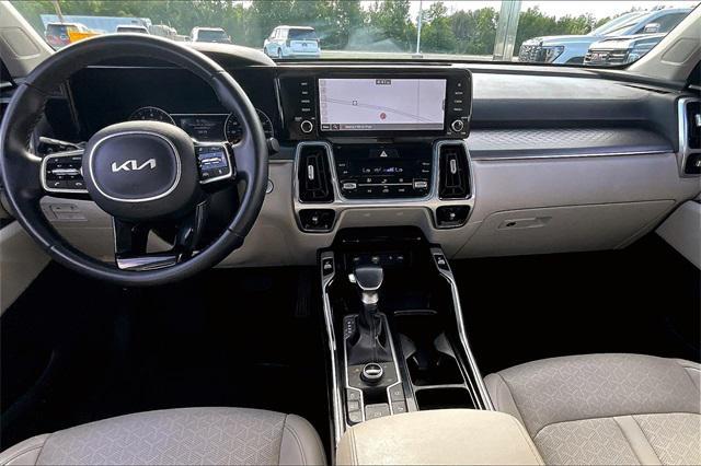used 2022 Kia Sorento car, priced at $27,644