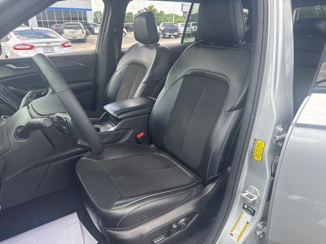 used 2024 Jeep Grand Cherokee L car, priced at $34,915