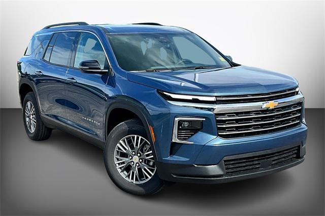 new 2025 Chevrolet Traverse car, priced at $42,545
