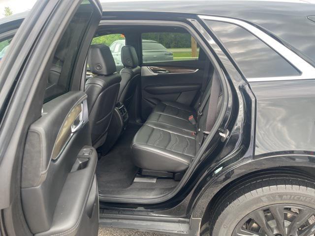 used 2022 Cadillac XT5 car, priced at $34,990