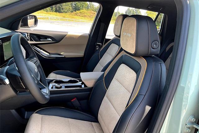 new 2026 Chevrolet Equinox car, priced at $35,660