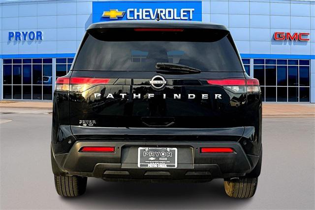 used 2022 Nissan Pathfinder car, priced at $19,999
