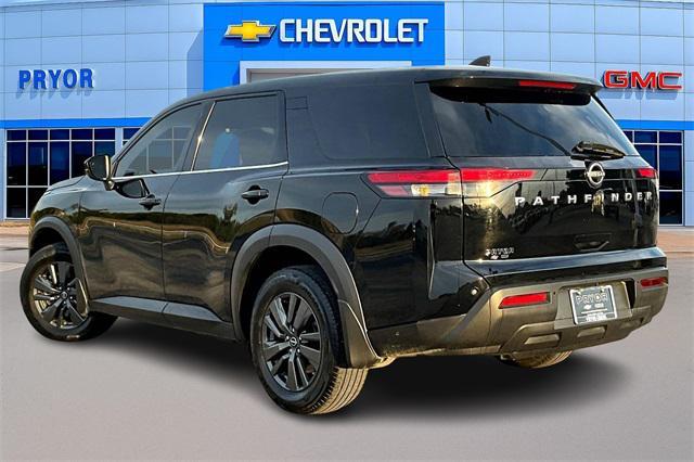 used 2022 Nissan Pathfinder car, priced at $19,999