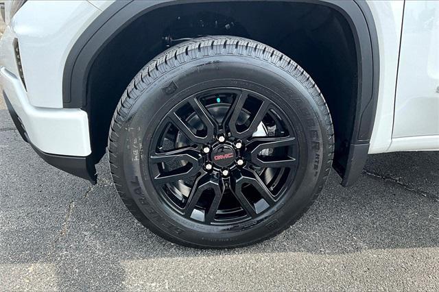 new 2026 GMC Sierra 1500 car, priced at $47,245